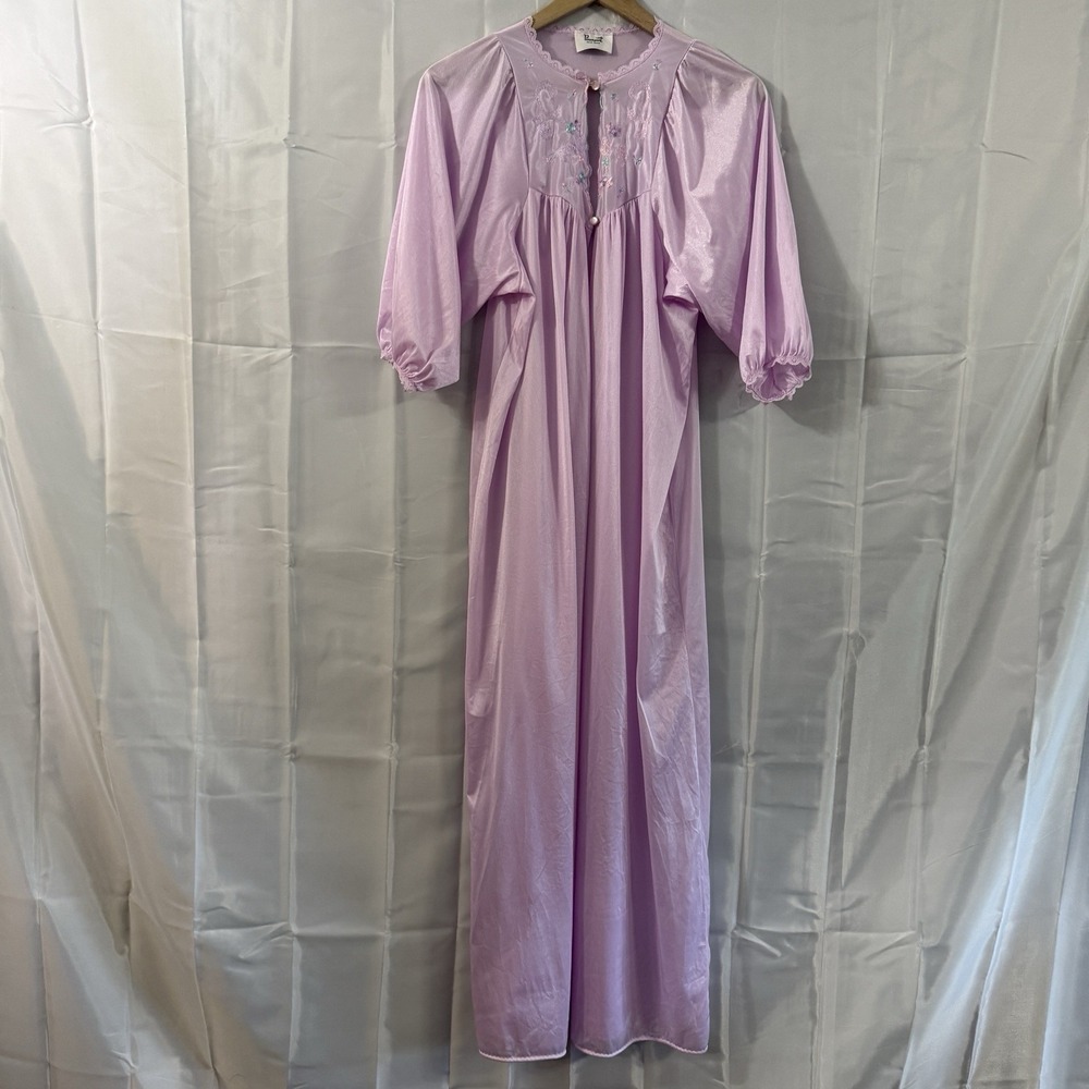 Vtg‎ Paramount New York Peignoir Cover Up Purple 2 Button Long Sexy Lingerie M